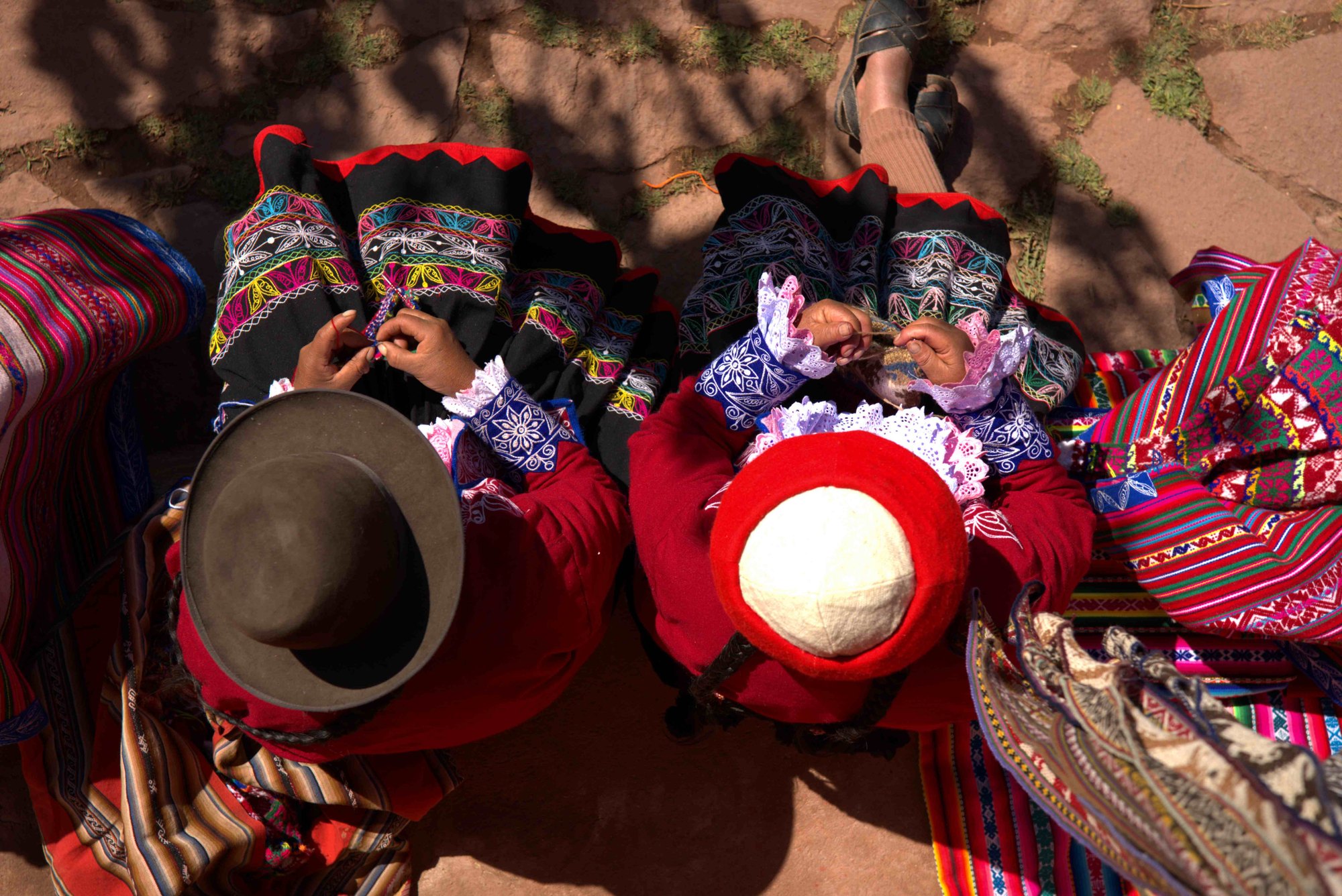 Weaving demonstration at the Ccaccaccollo community, Sacred Valley, Cusco
