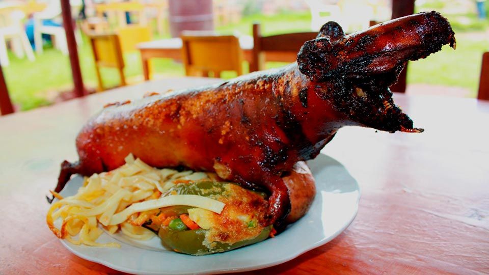 COMIDAS TÍPICAS QUE TIENES QUE PROBAR EN TU VISITA A CUSCO