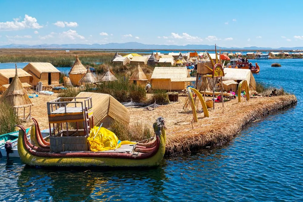 PUNO TOUR: UROS AND TAQUILE ISLANDS – 1 DAY